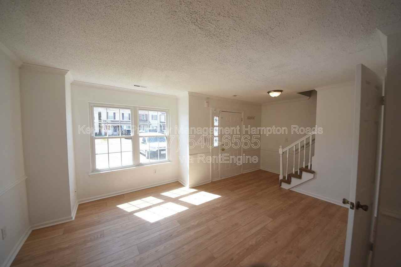 701 Nottaway Dr - Photo 6 of 49