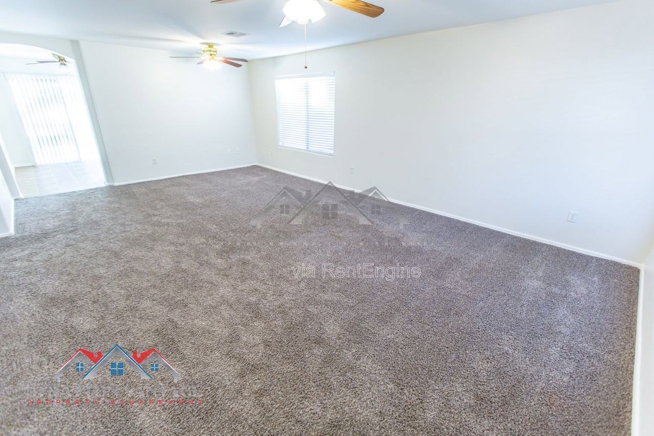 2701 W Jasper Ave - Photo 7 of 32