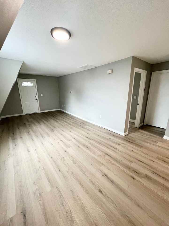 661 Corning Rd #18 - Photo 5 of 15