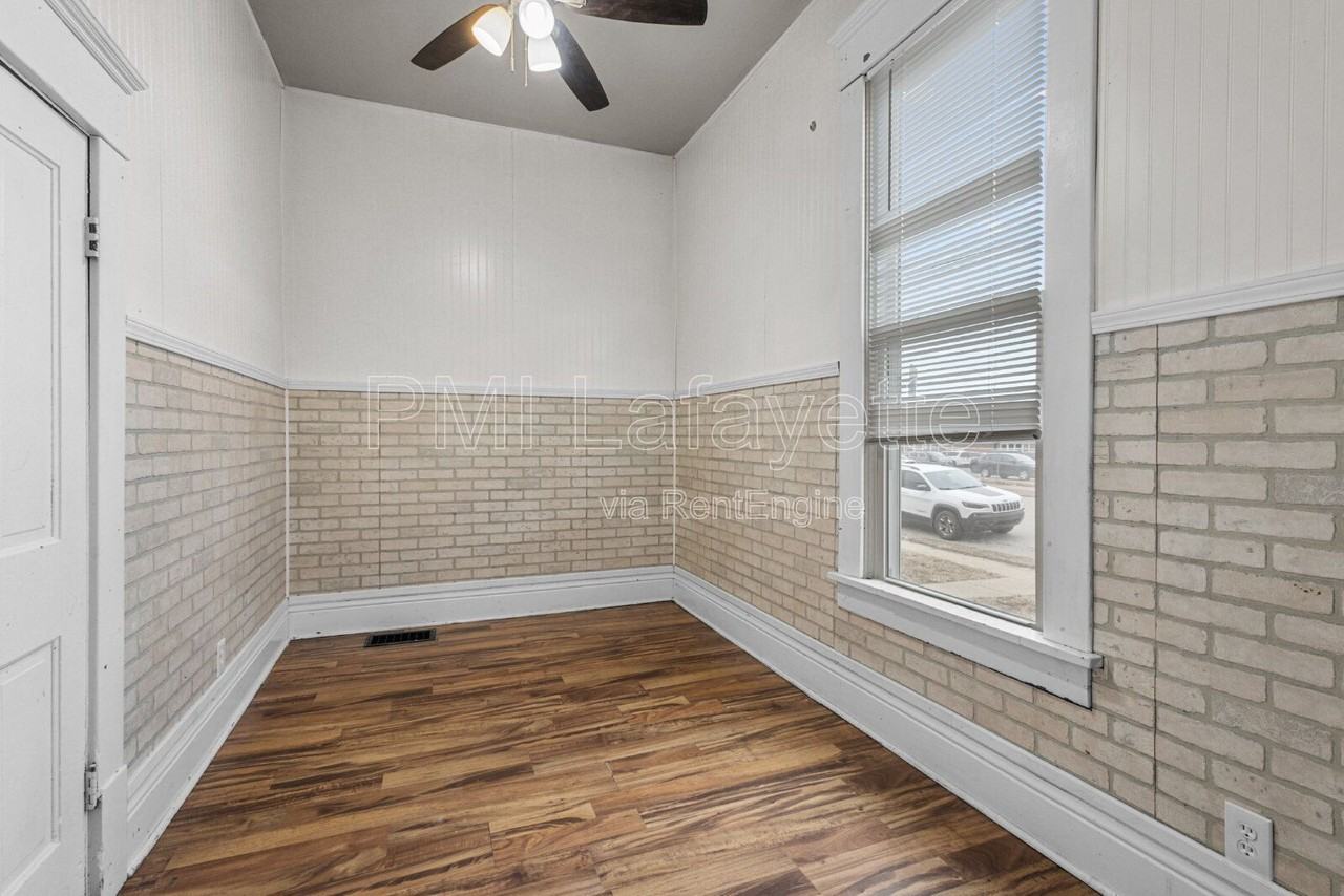 1502 N 13th St - Photo 2 of 11