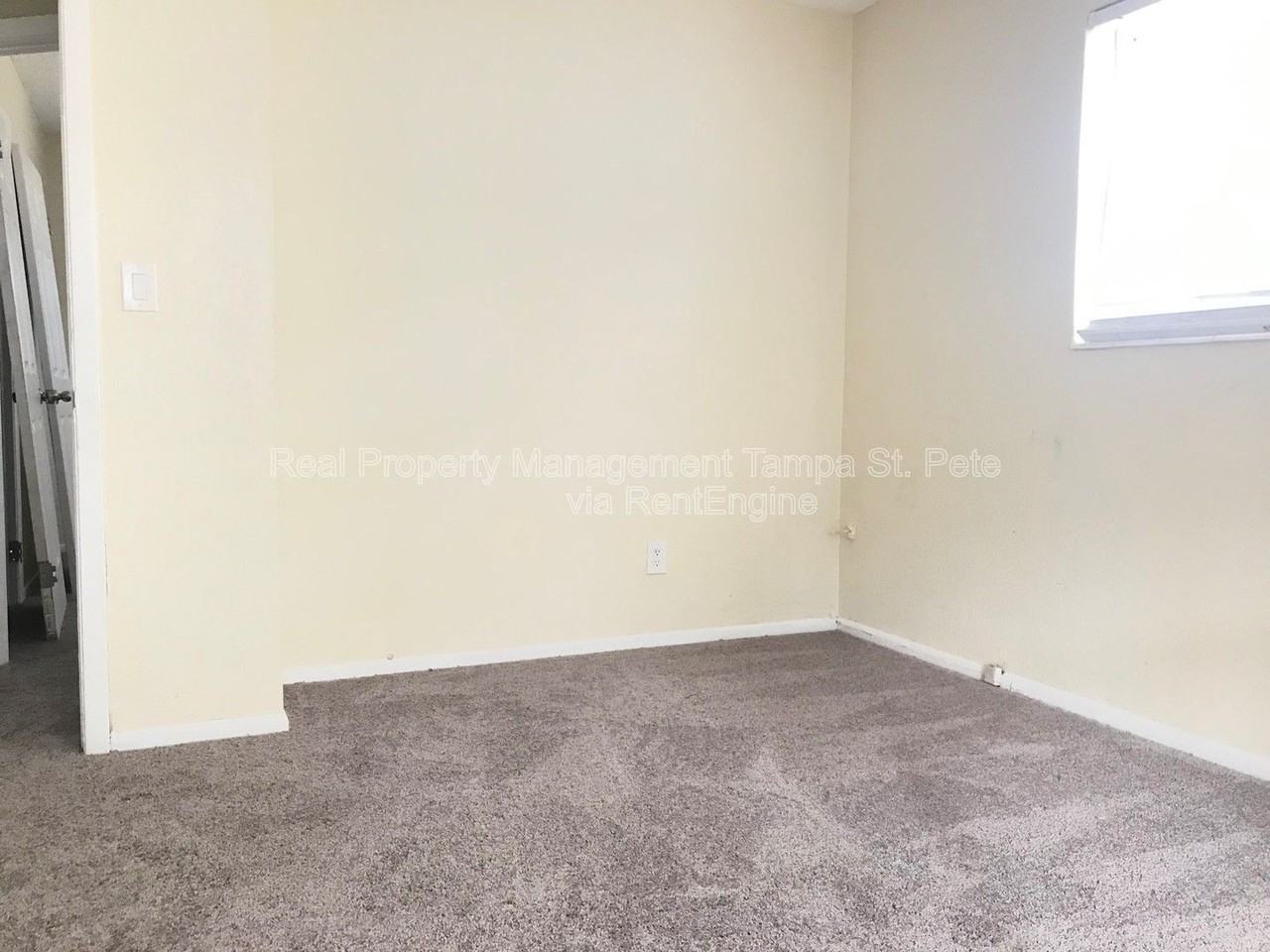 1420 15th St S - Photo 6 of 9