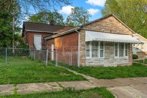 featured image of 7135 Woodrow Ave