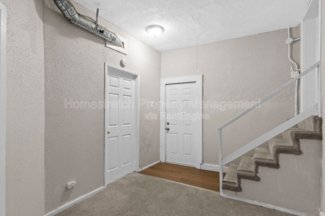 7135 Woodrow Ave - Photo 7 of 27