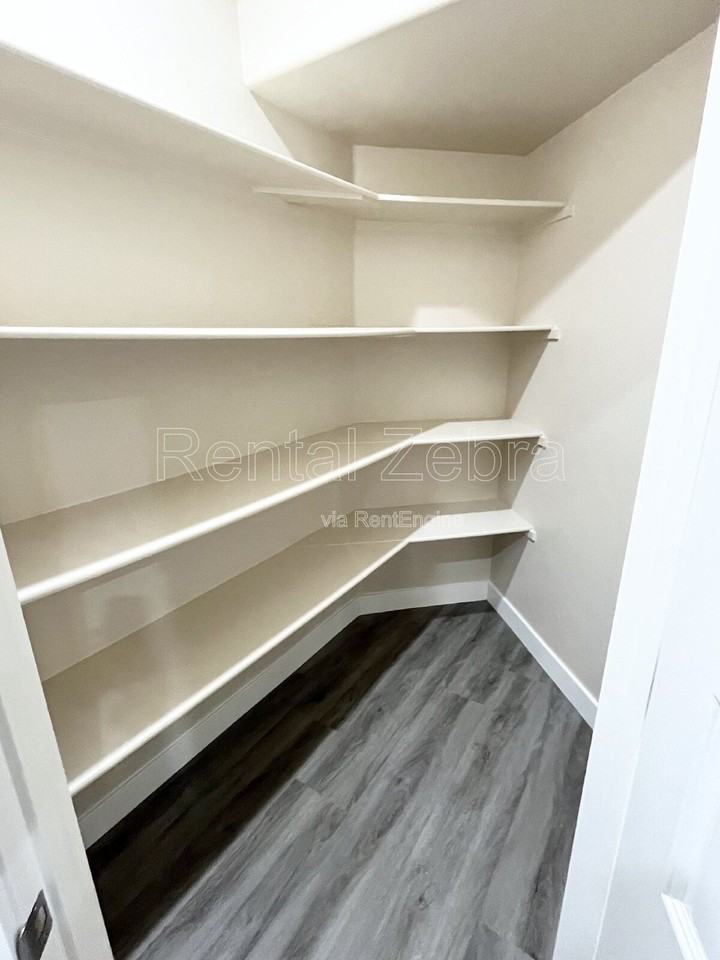 1353 Carlsbad Dr - Photo 7 of 19