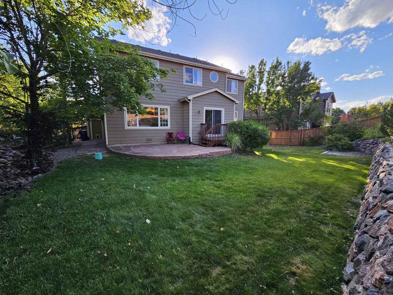 10096 Meadowbriar Ln - Photo 2 of 24