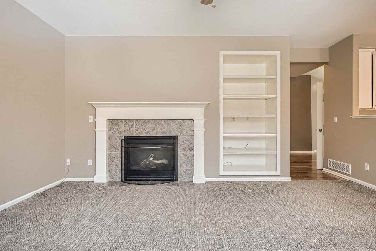 10096 Meadowbriar Ln - Photo 6 of 24