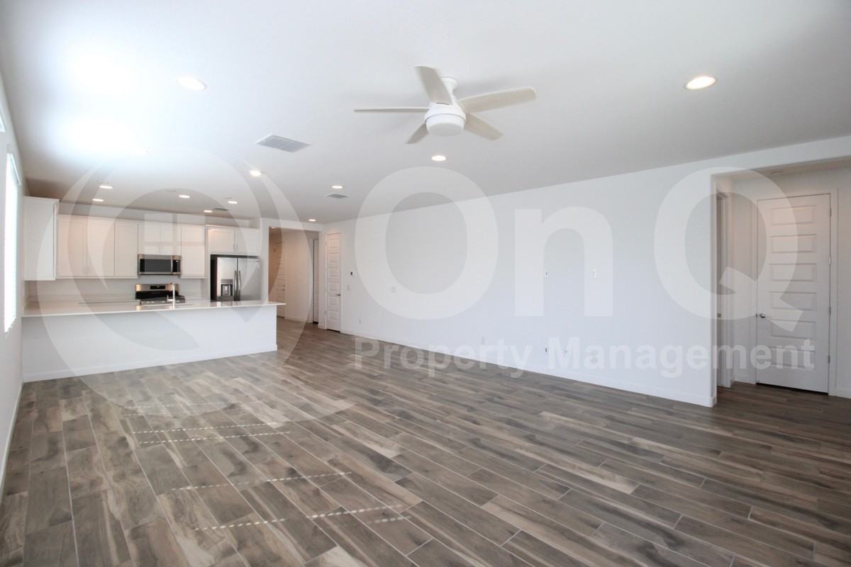 3303 S Piedra - Photo 7 of 41