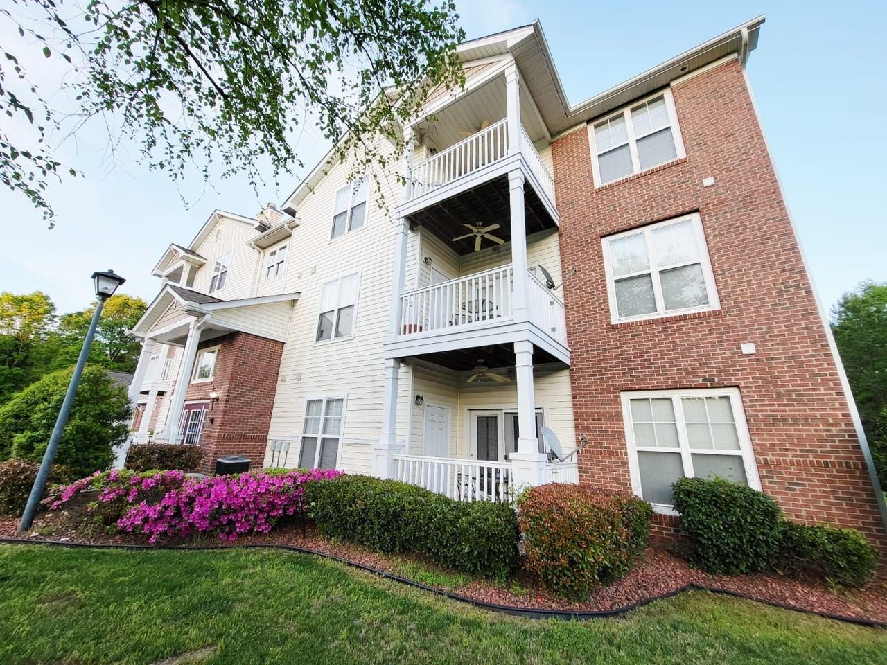 339 Westbend Dr - Photo 2 of 28