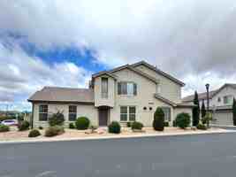 featured image of 1934 E Vacation Ln