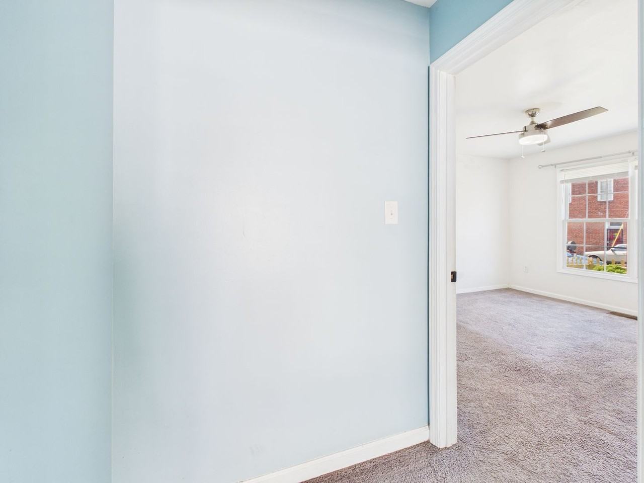 3214 N St - Photo 4 of 23