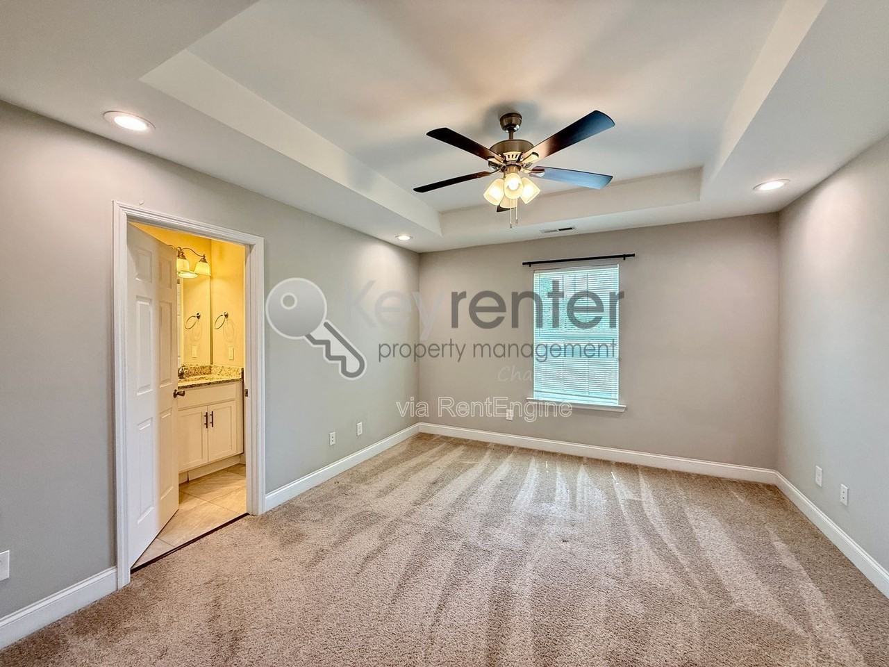 2214 E 14th St - Photo 7 of 17