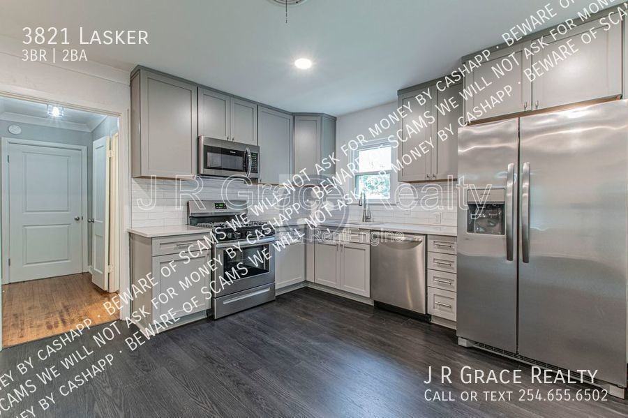 3821 Lasker Ave - Photo 3 of 13