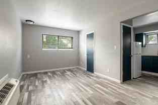 812 N West St #4 - Photo 1 of 1