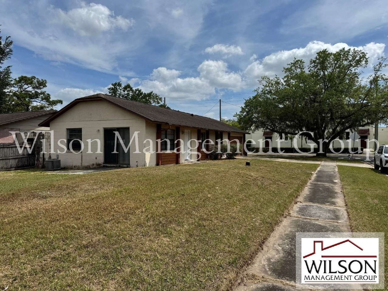 701 Kings Cove Ct - Photo 2 of 21