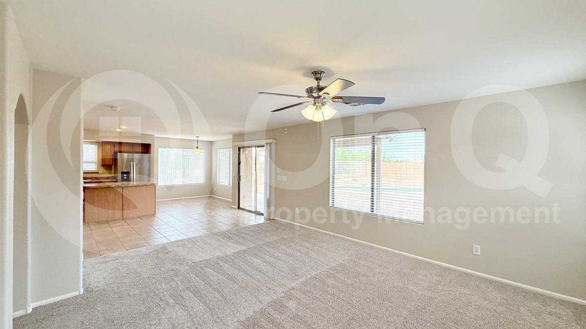 42606 W Chambers Dr - Photo 7 of 25