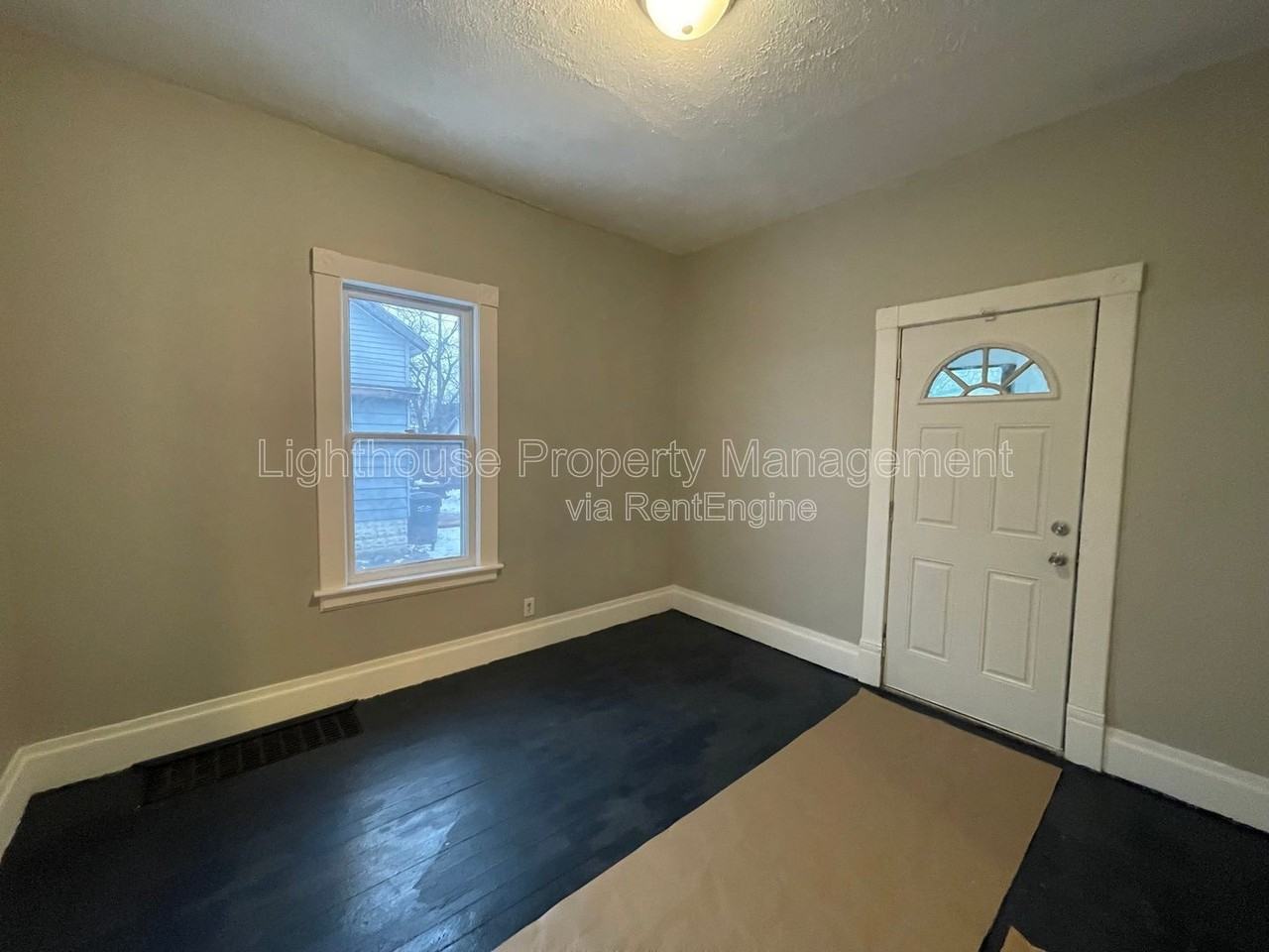 1702 Reed Ave - Photo 4 of 11