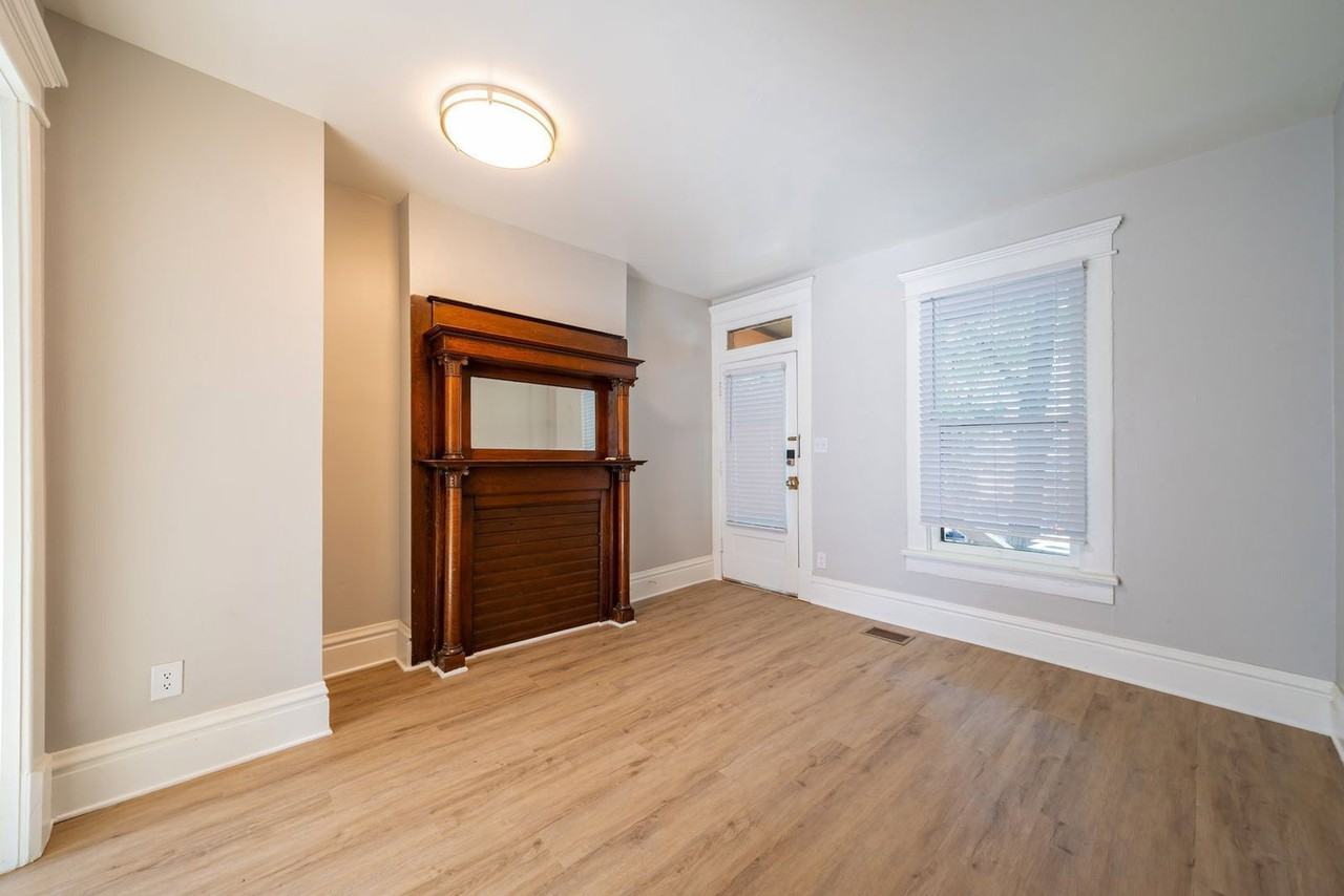 954 Delaware Ave - Photo 3 of 12