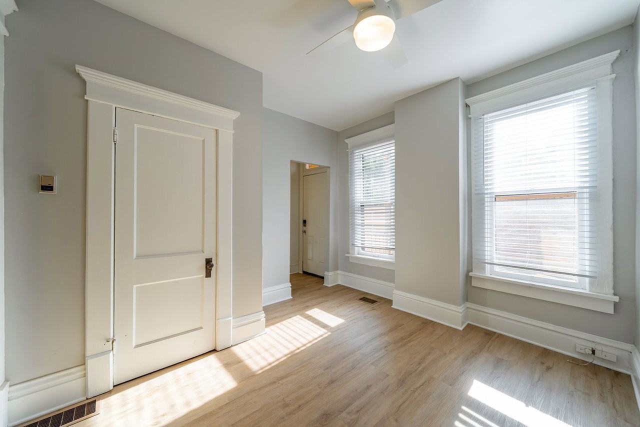 954 Delaware Ave - Photo 4 of 12