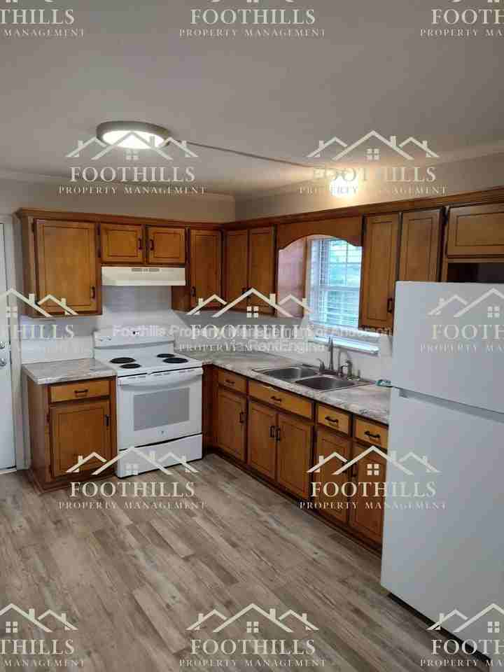 201 F St - Photo 5 of 13