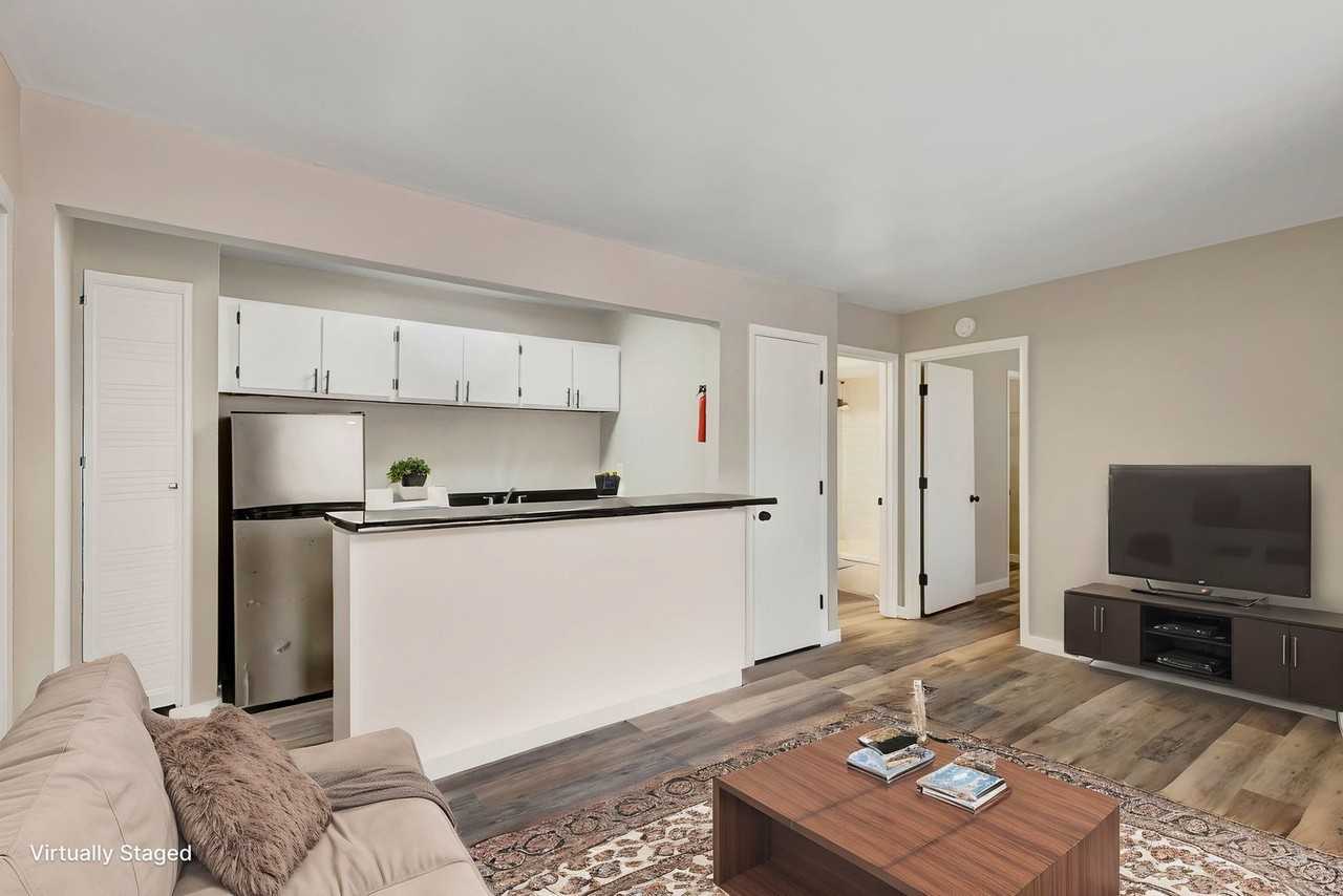 2841 Cypress Way #10 - Photo 5 of 12