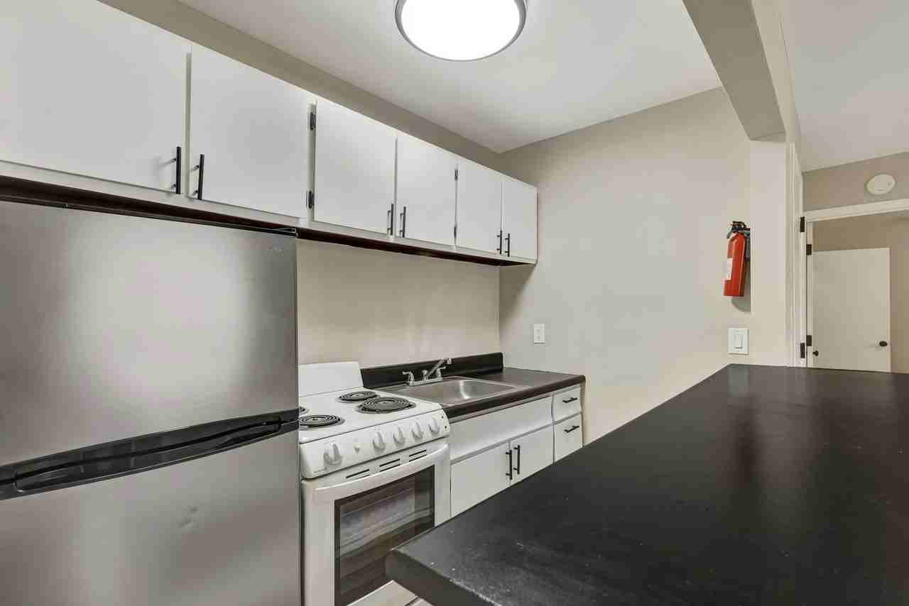 2841 Cypress Way #10 - Photo 6 of 12