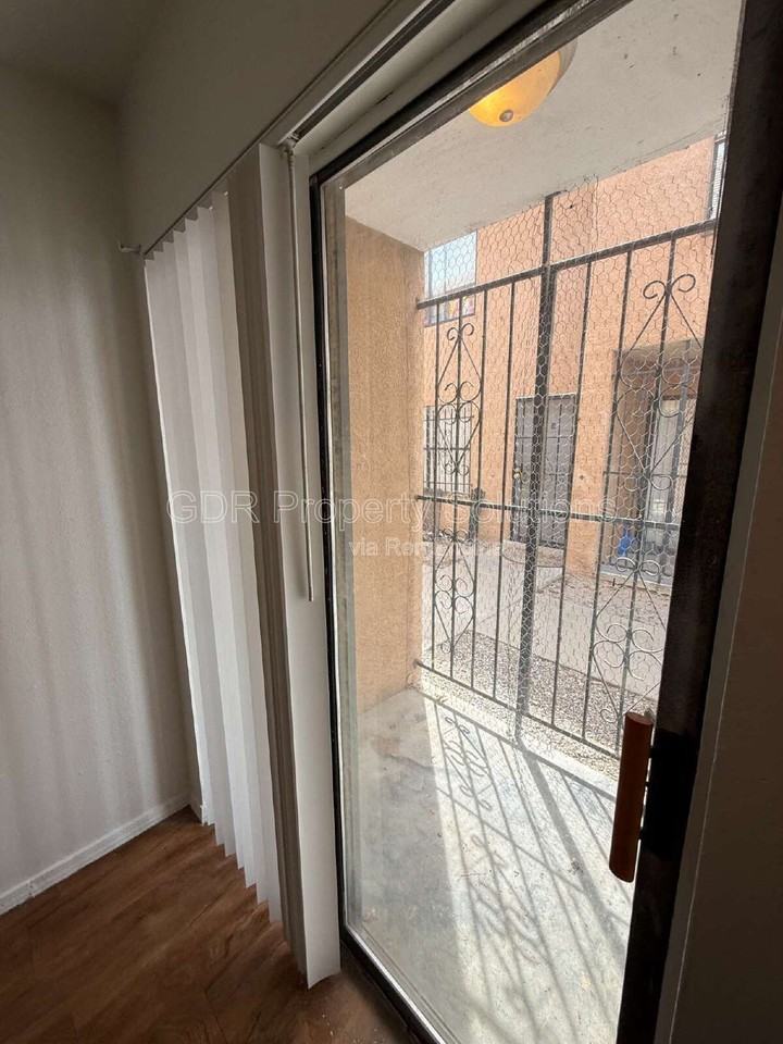 1928 Buena Vista Dr Se #A - Photo 3 of 16