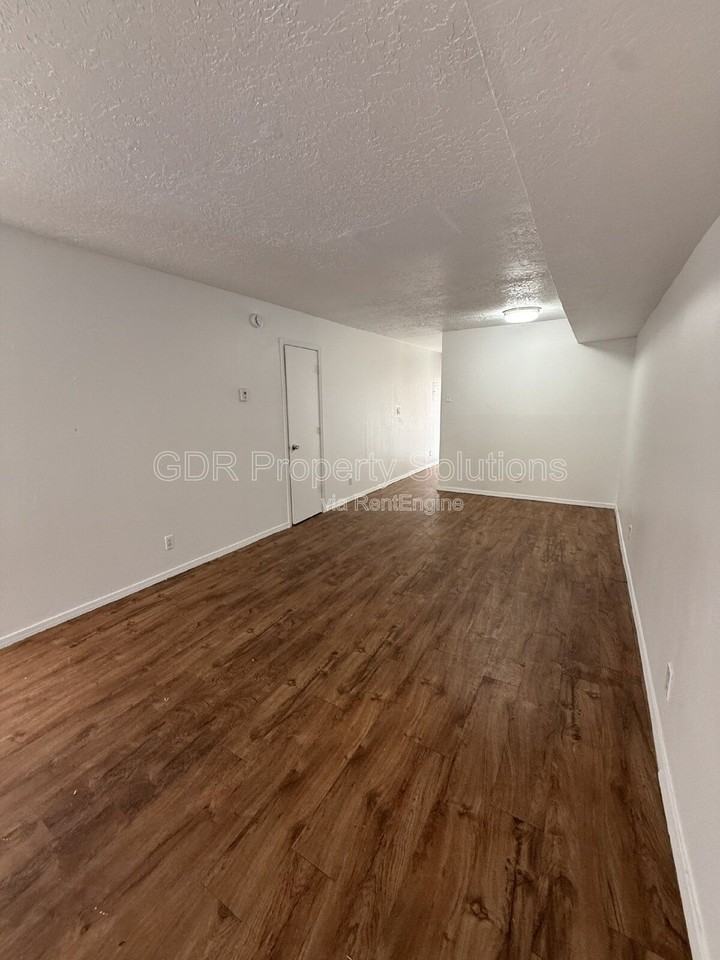 1928 Buena Vista Dr Se #A - Photo 5 of 16