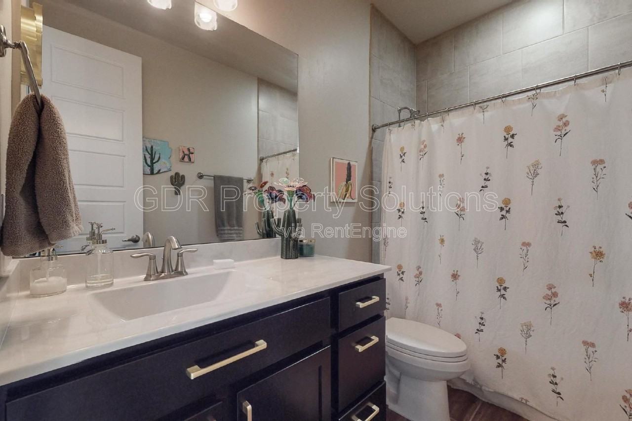 450 Michael Ave Sw - Photo 7 of 14