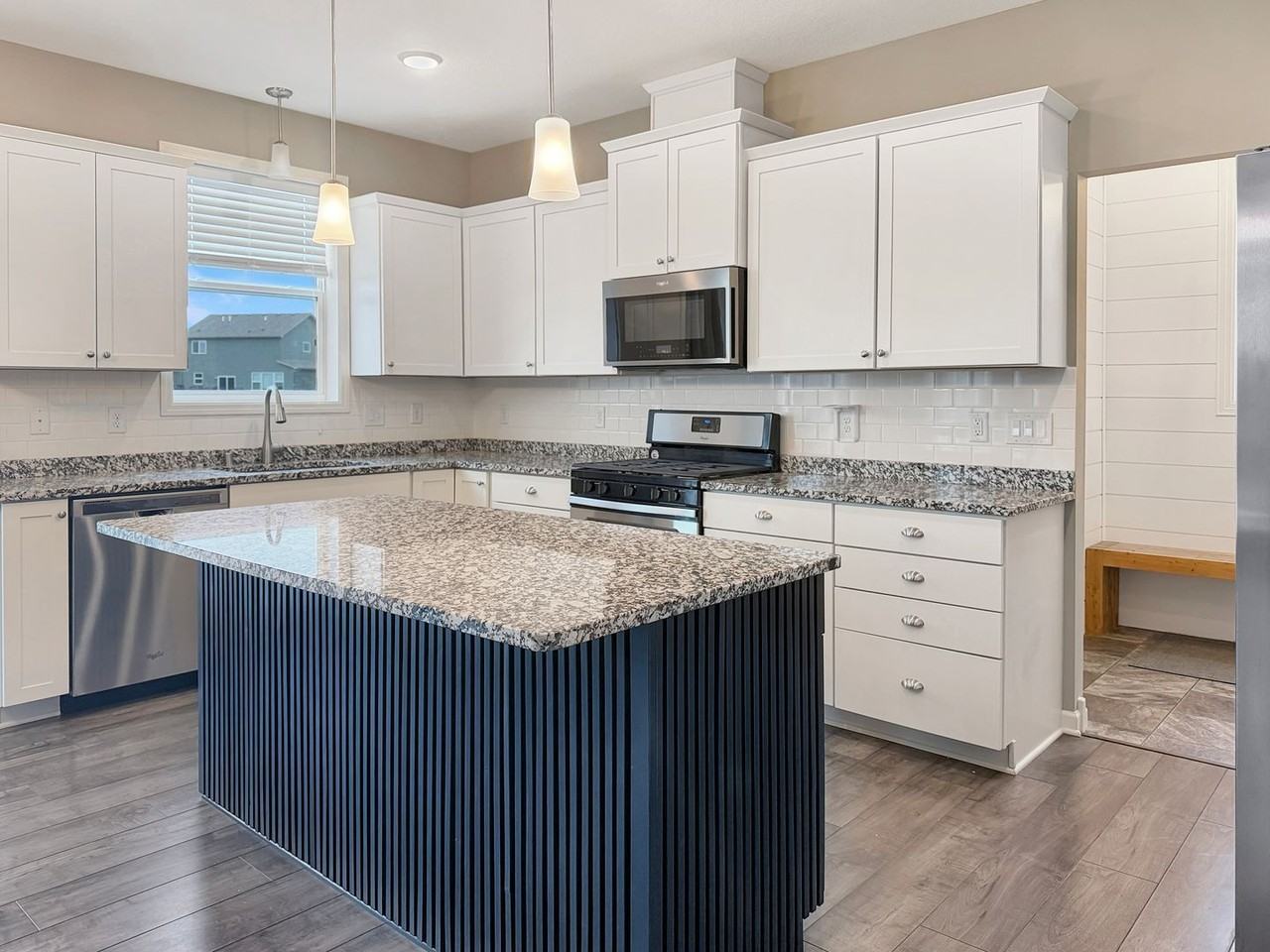 5526 Wisconsin Ave N - Photo 7 of 23