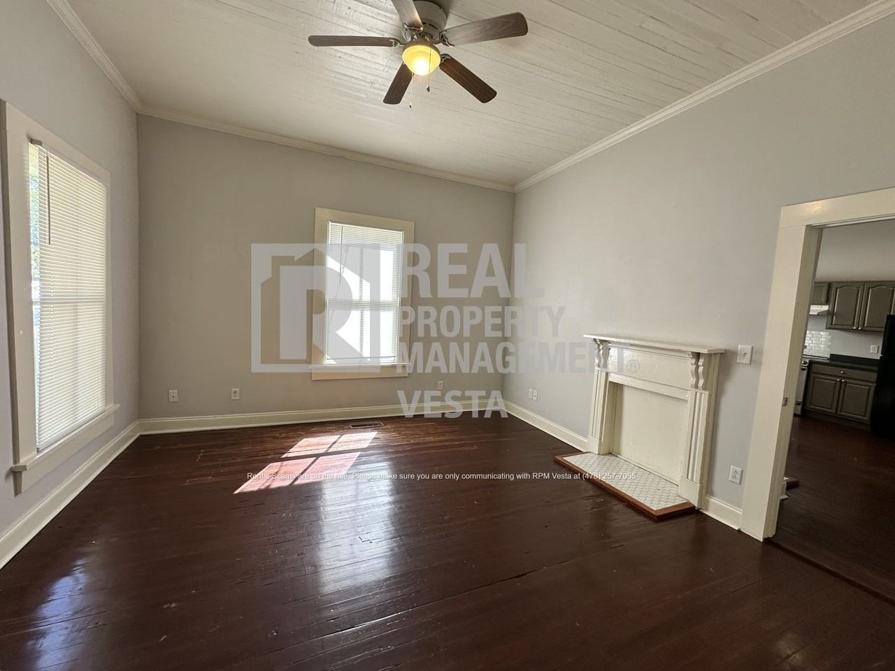 1227 Calhoun St - Photo 2 of 15