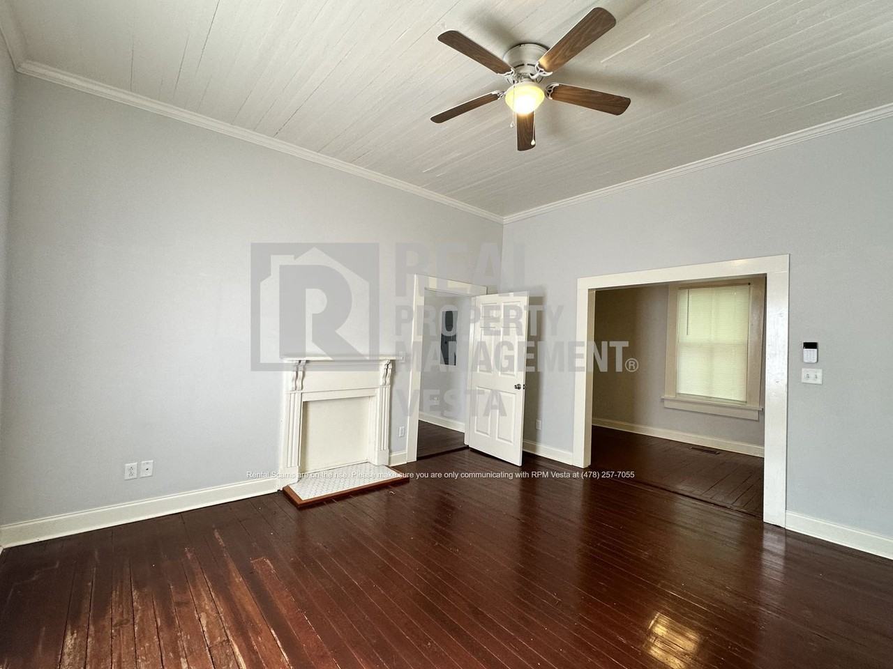 1227 Calhoun St - Photo 3 of 15