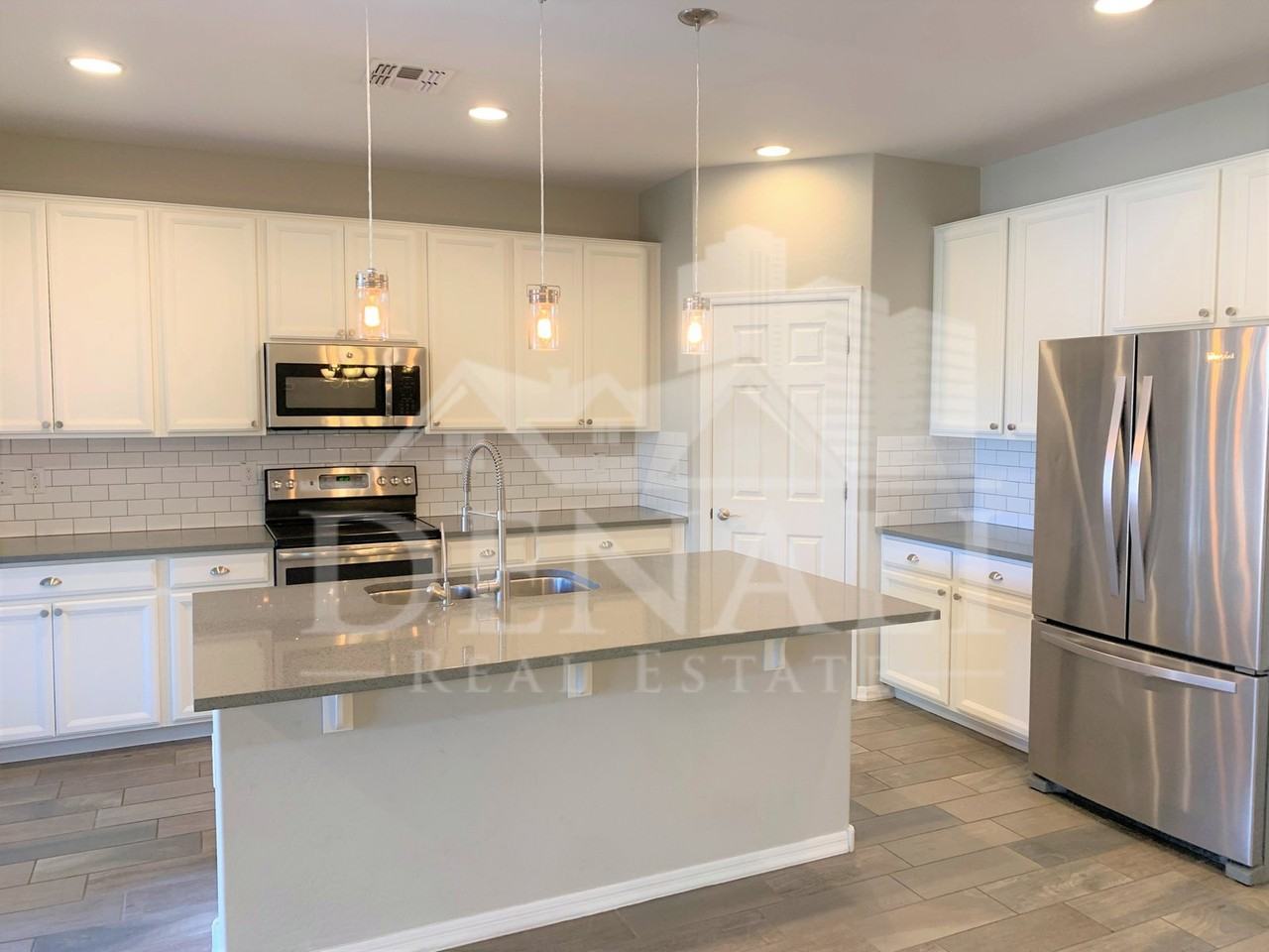 334 N 79th Pl - Photo 2 of 20