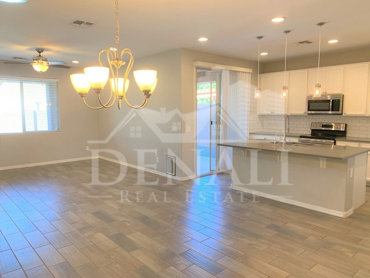 334 N 79th Pl - Photo 3 of 20