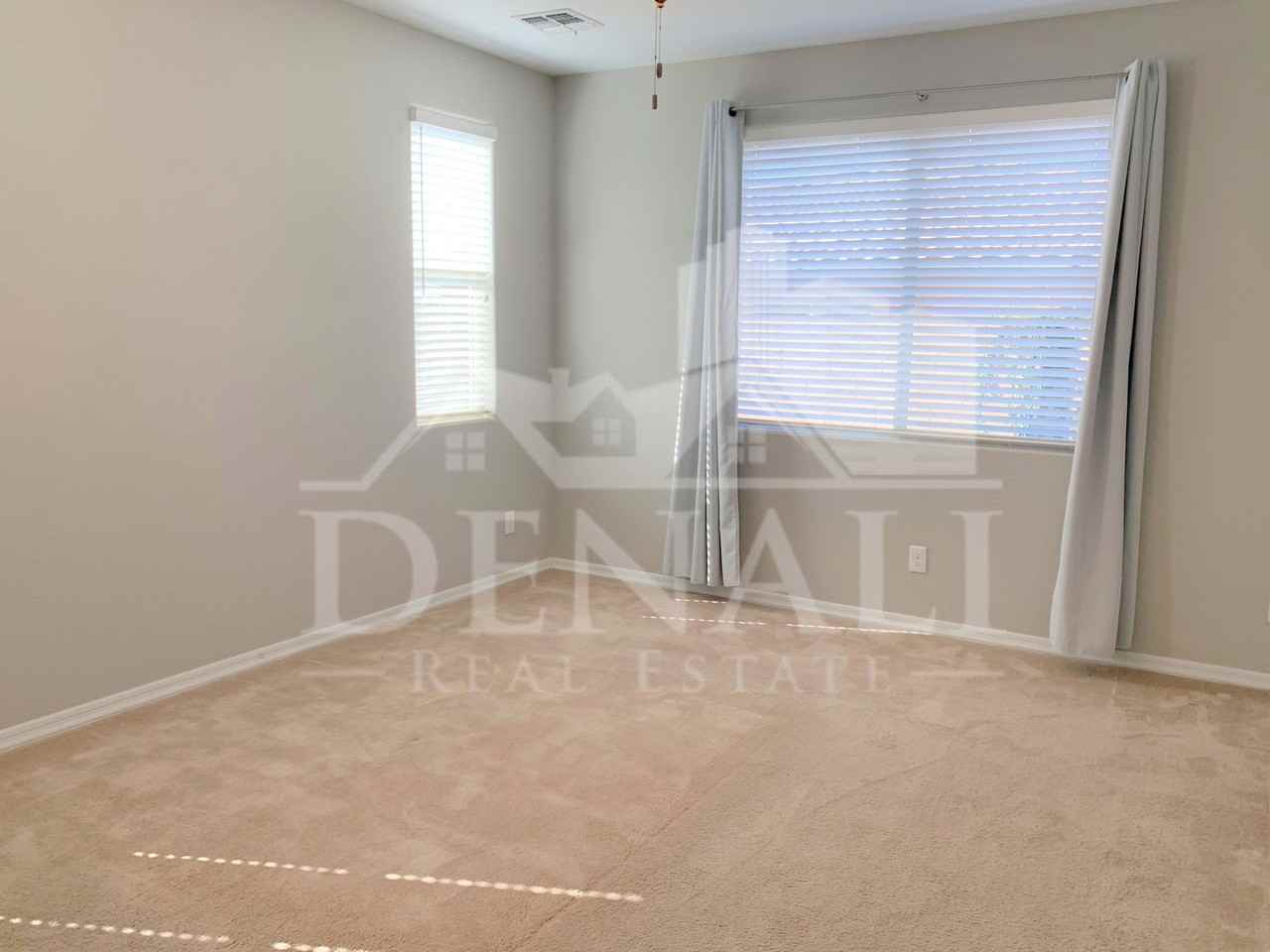 334 N 79th Pl - Photo 6 of 20