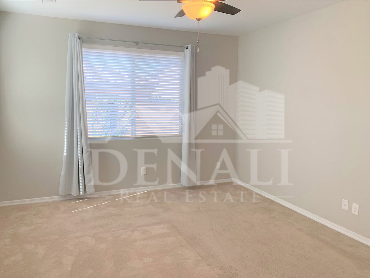 334 N 79th Pl - Photo 7 of 20