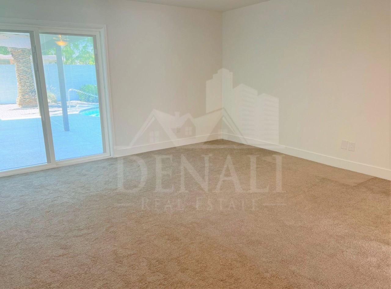 618 W Mcnair St - Photo 7 of 23