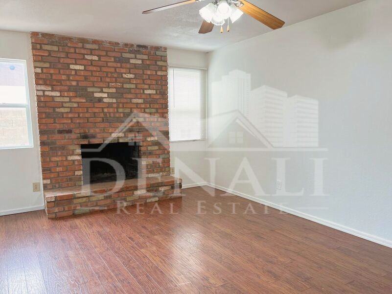 647 S Bermuda Cir - Photo 5 of 16