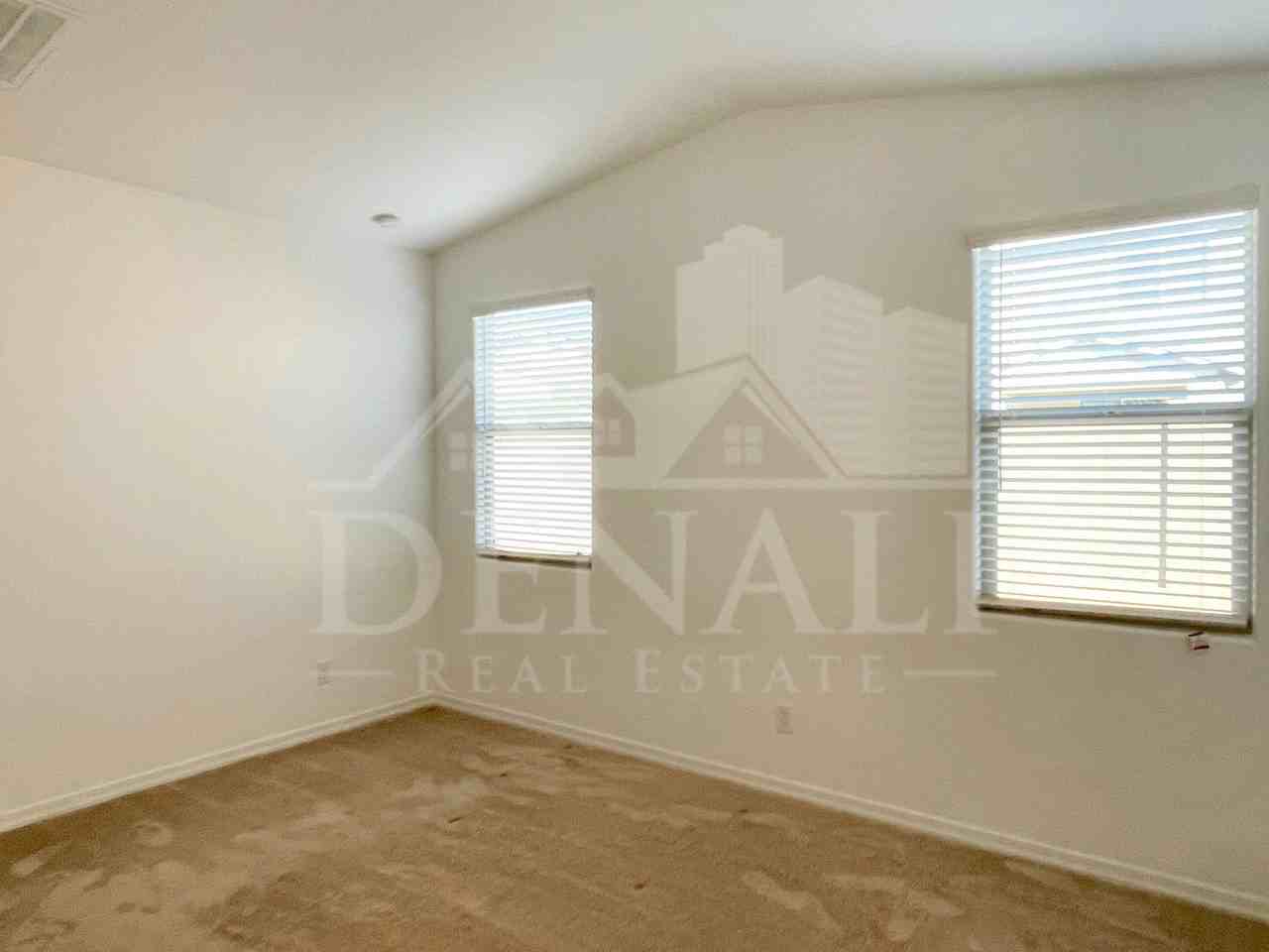 7954 W Medlock Dr - Photo 7 of 22