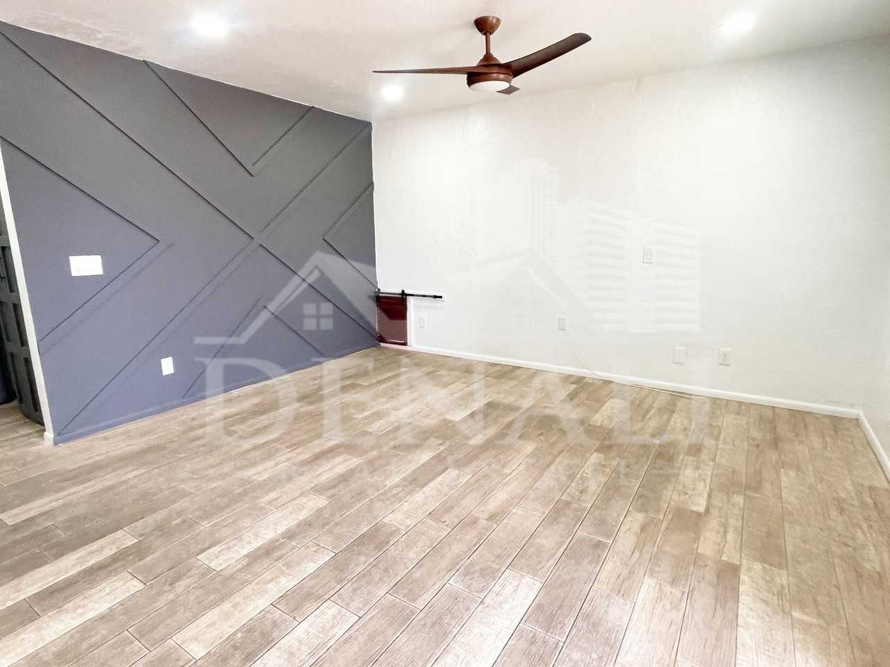 423 S Terry Ln - Photo 4 of 21