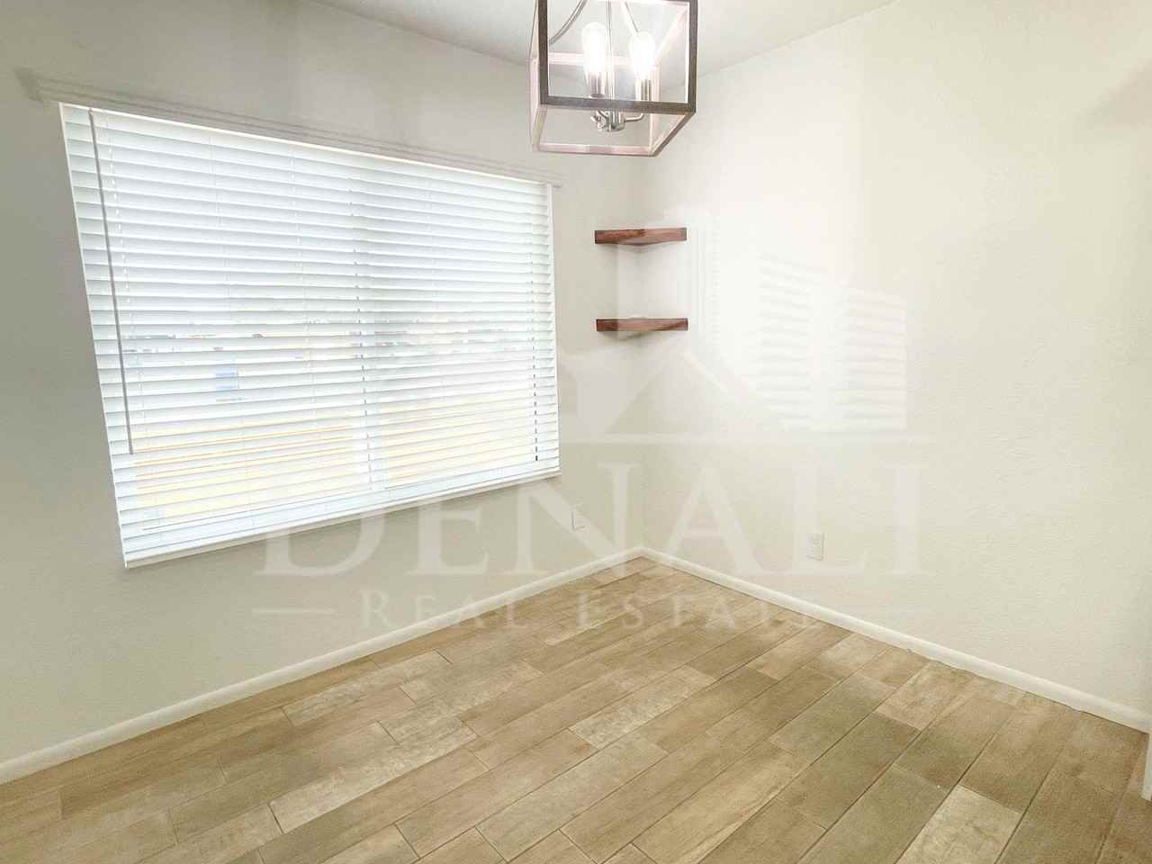 423 S Terry Ln - Photo 6 of 21