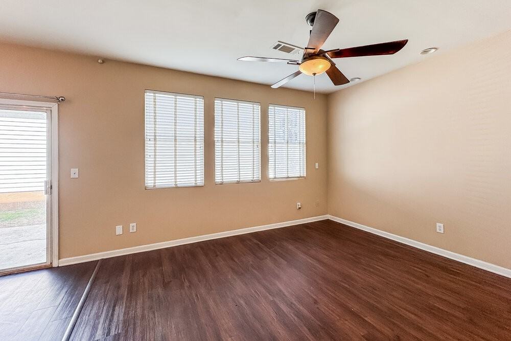 3625 Roseman Lndg - Photo 5 of 17