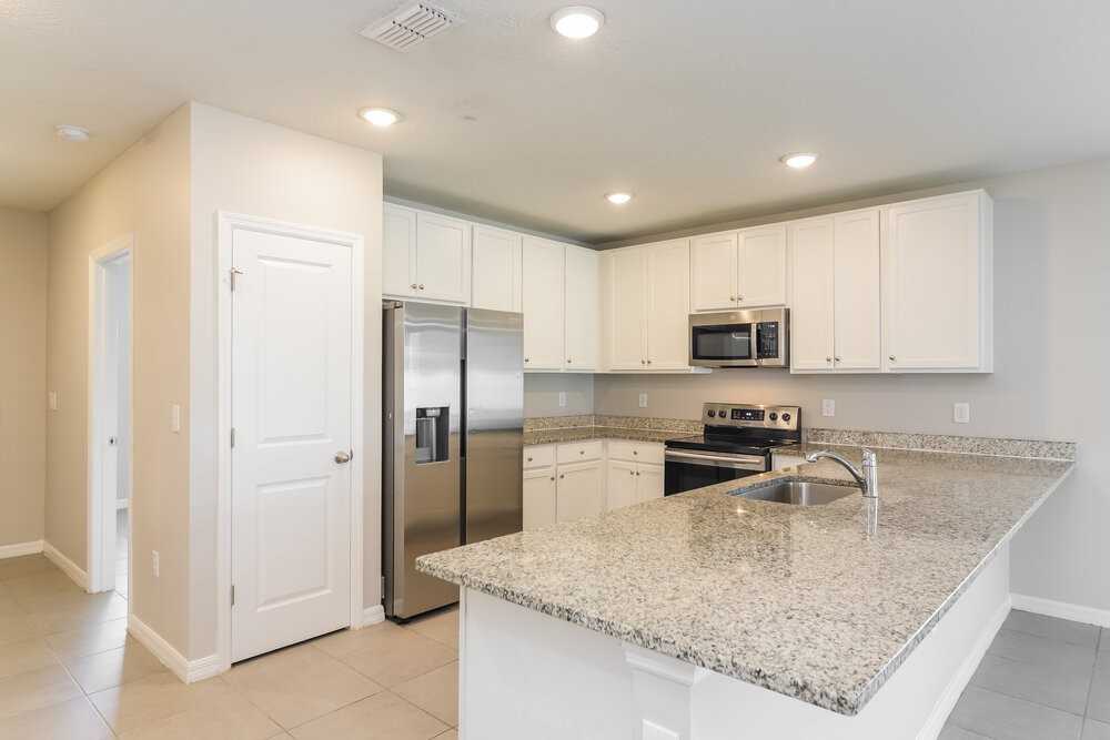 994 James Dr - Photo 7 of 16