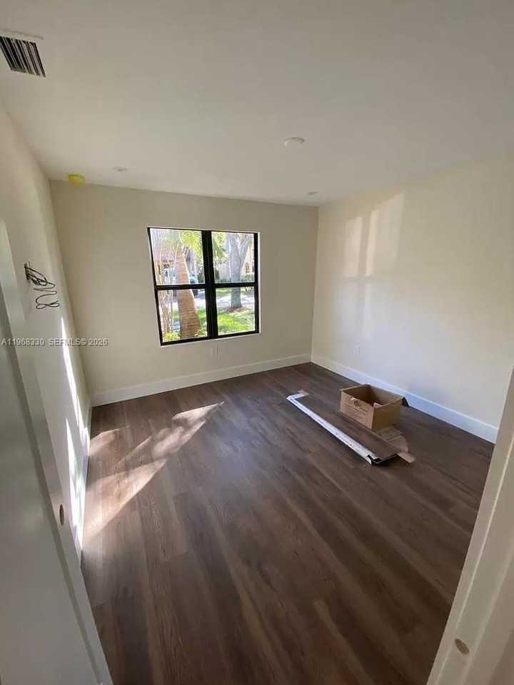 13161 Southwest 95th Avenue #1 - Photo 2 of 19