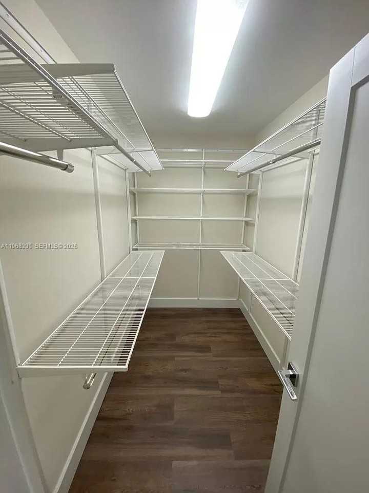 13161 Southwest 95th Avenue #1 - Photo 5 of 19