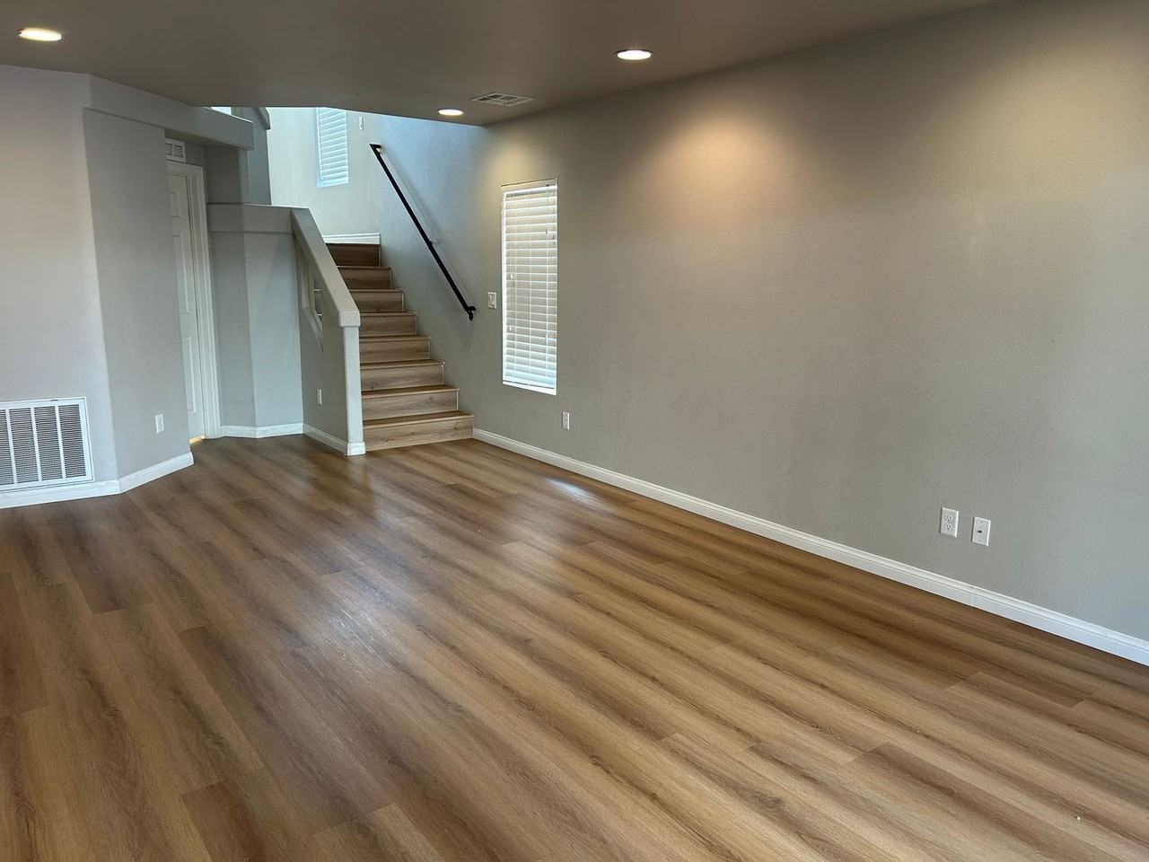 6394 Jackson Spring Rd - Photo 3 of 20