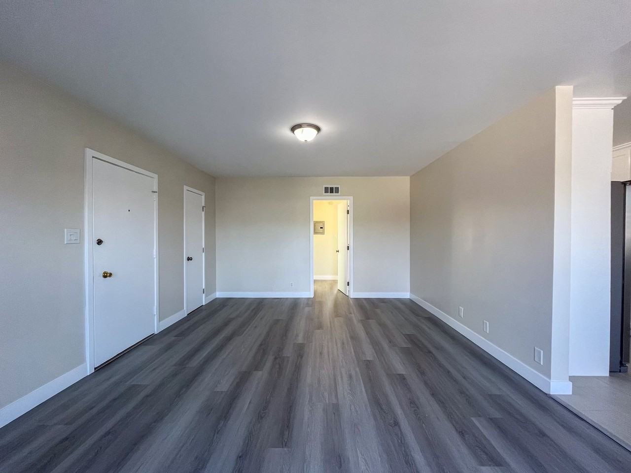 3910 Coco Ave - Photo 6 of 43
