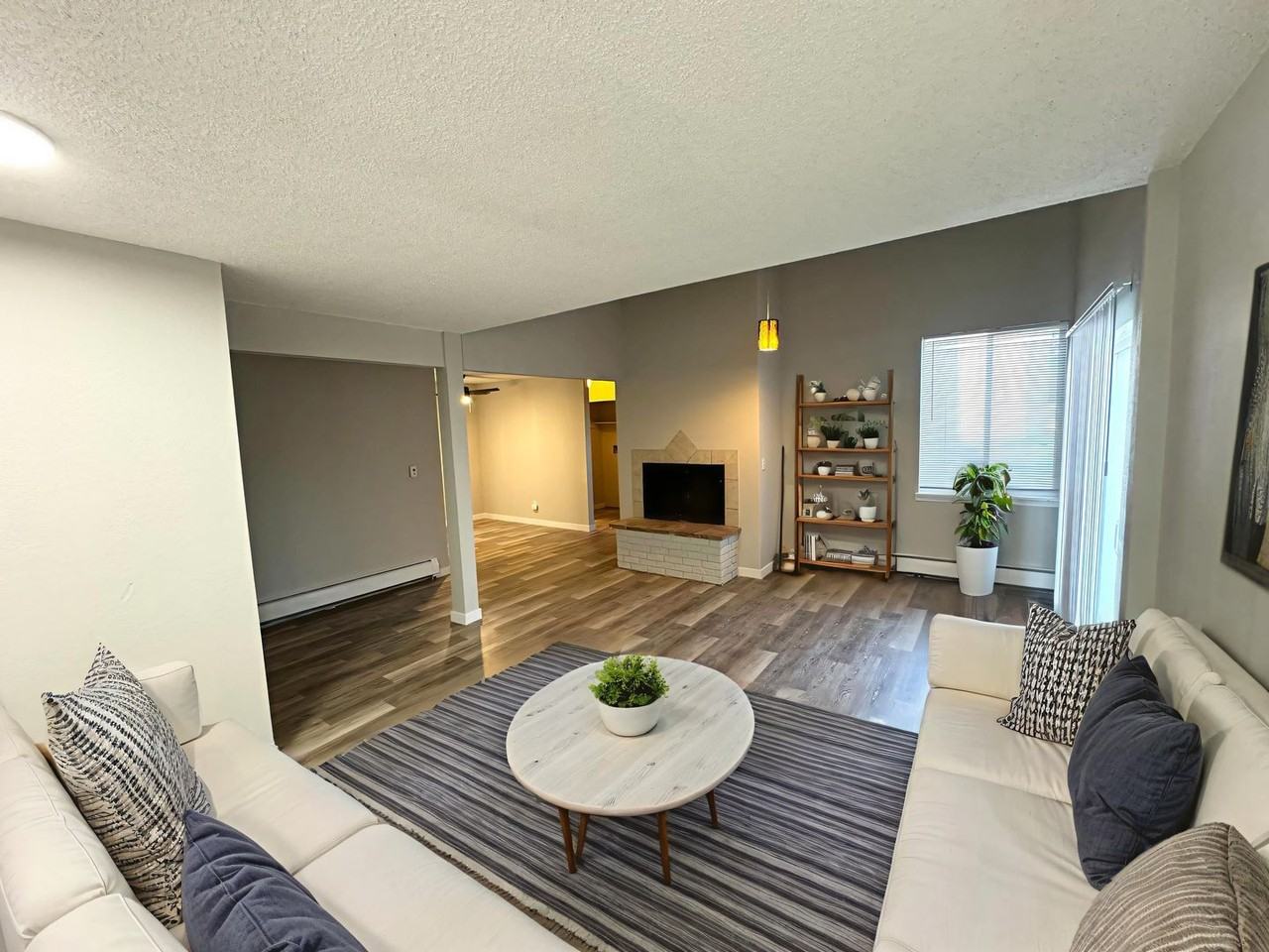 4502 Picturesque Cir. - Photo 5 of 44
