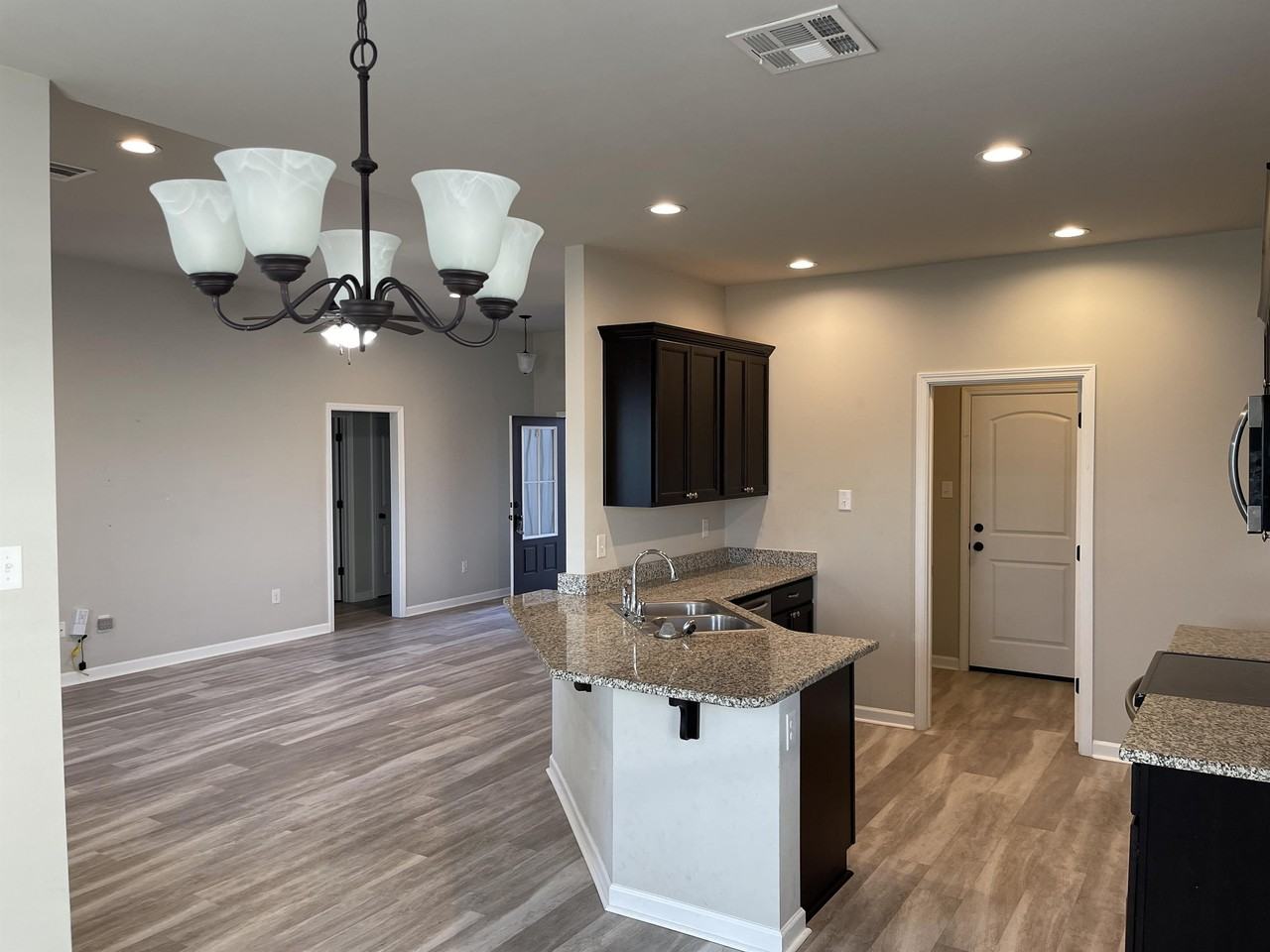 23388 Ruger Dr - Photo 3 of 10