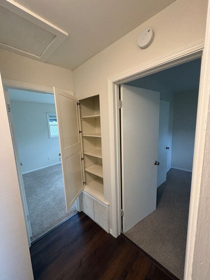 4239 Phillip St - Photo 6 of 34