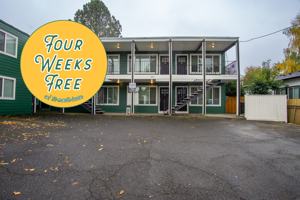 featured image of 4030 Se Holgate Blvd #J